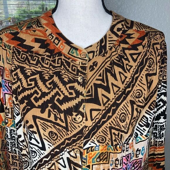 NEW Tolani Collection Aztec Design Three Quarter Sleeve Top NWT - Picture 2 of 15